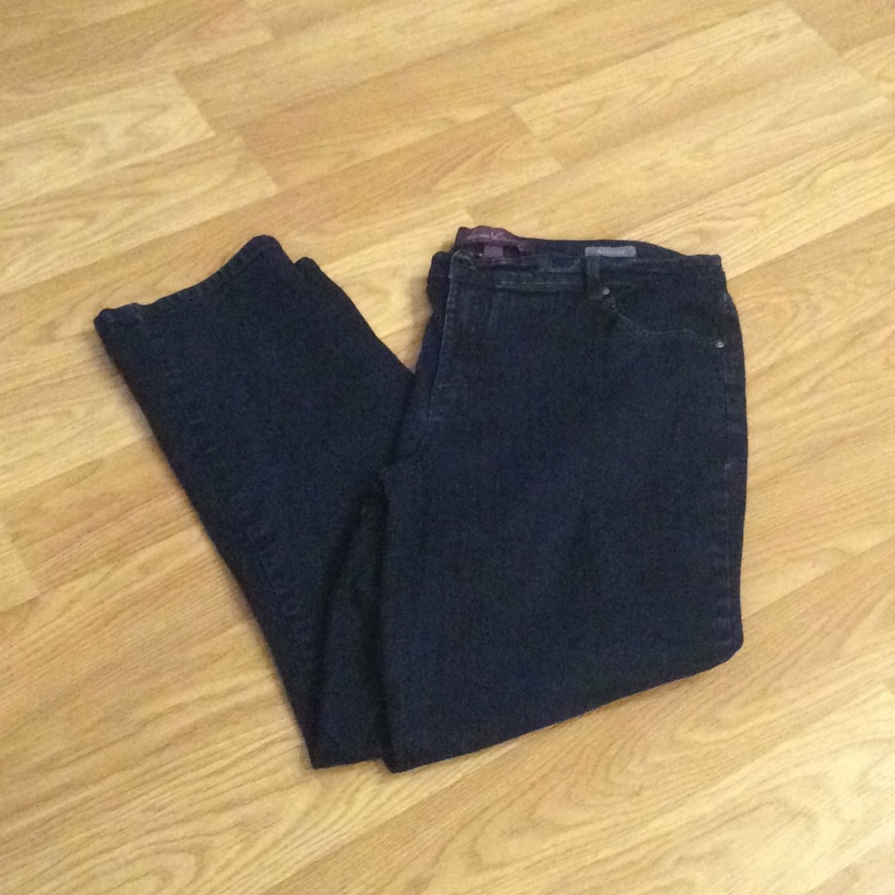 Gloria Vanderbilt, Amanda style jeans 18W